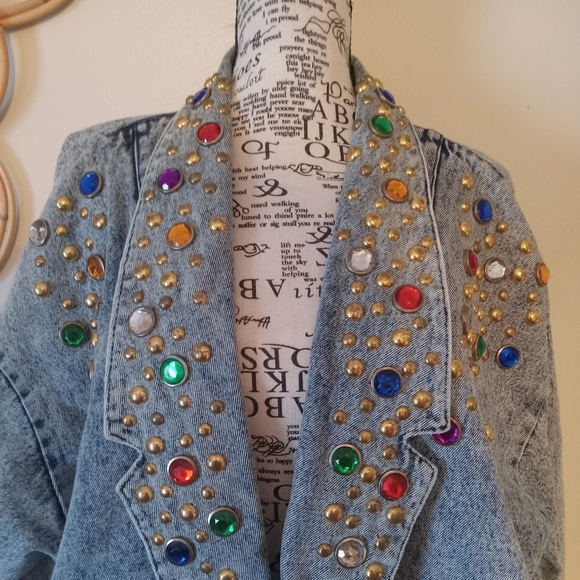 Rare Vintage Oversized Embellished Denim Jacket with Colorful Accents - Picture 2 of 10